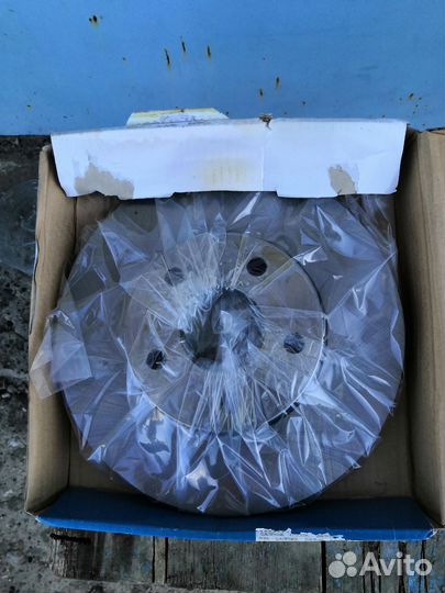 Диск тормозной передний