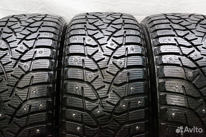 Bridgestone Blizzak Spike-02 SUV 235/55 R19 и 255/50 R19 107T