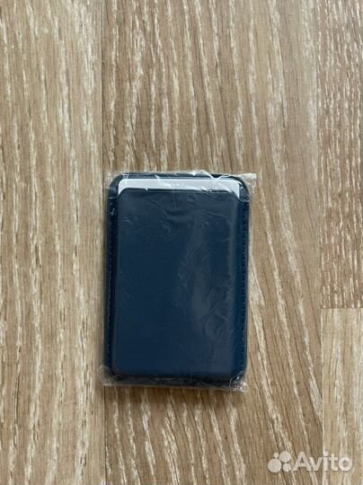 Картхолдер на iPhone новый