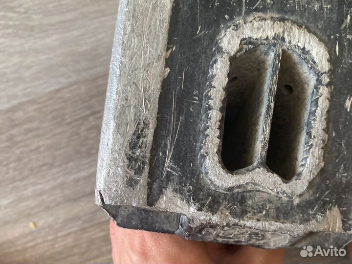 Продаю доску tech team