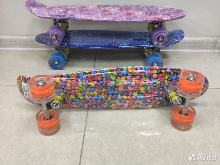Скейтборд М&М 22