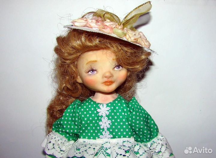 Каркасная куколка 