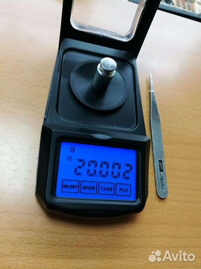 Суперточные ювелирные весы 0.001 г