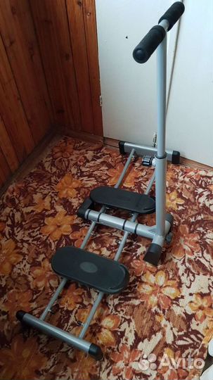 Тренажер для бедер и ягодиц