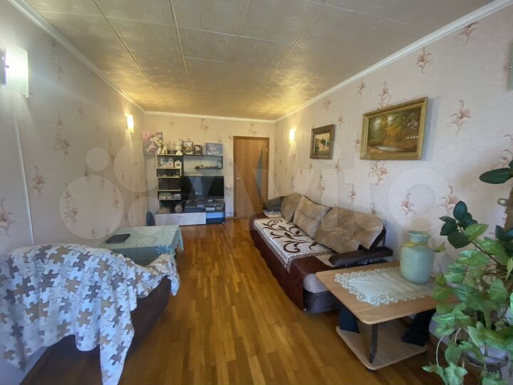 3-к. квартира, 72,8 м², 2/5 эт.