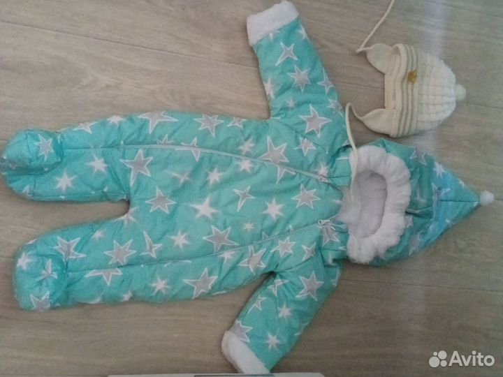 Комбинезон для маленьких детей