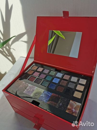 Палитра теней Yves Rocher