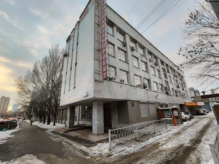 Торговая площадь, 110 м²