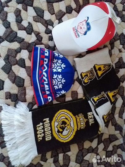 Шапки,кепки на разные сезоны. Есть новое.Обмен