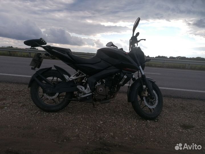 Bajaj pulsar NS200