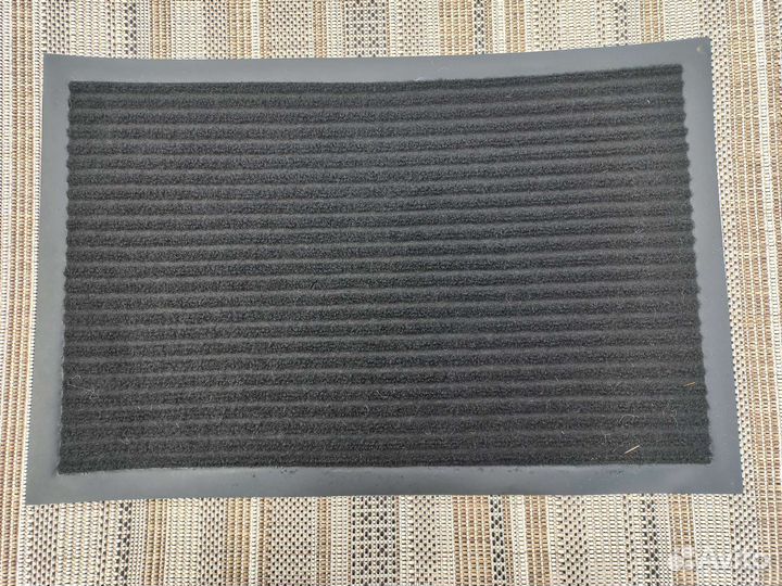 Маленькие резиновые коврики