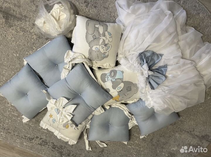 Бортики в детскую кроватку