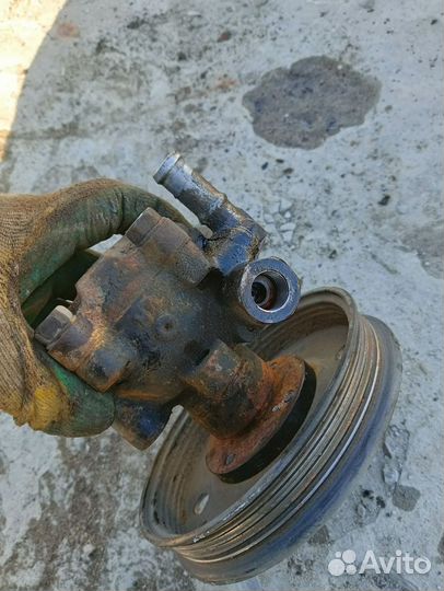 Гур mazda 626 GD двигатель 2.0