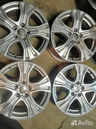 17 диски Фристайл Почти новые Volkswagen Skoda