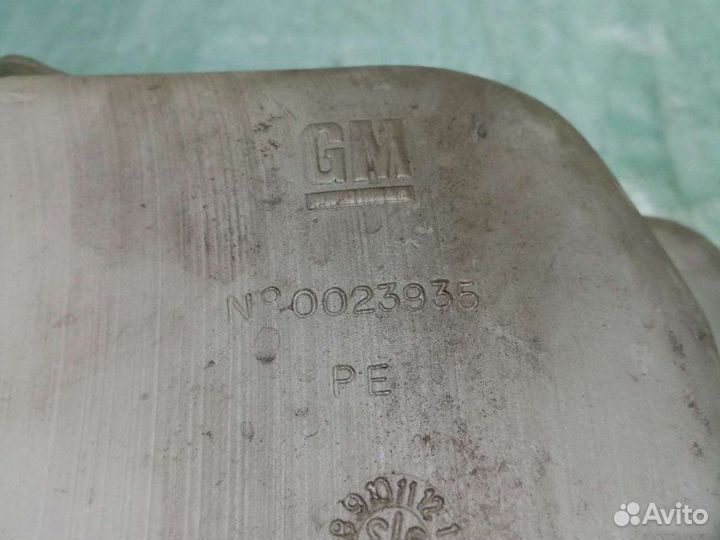 Бачок омывателя лобового стекла Opel Vectra A