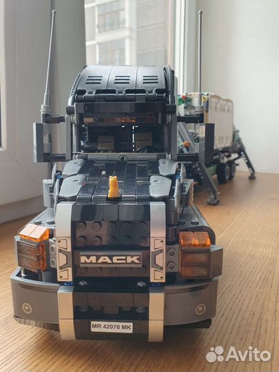 Lego Technic mack