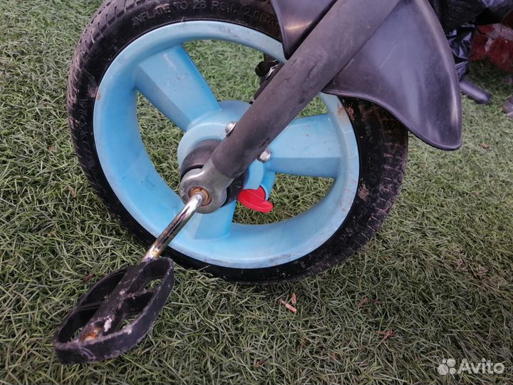 Детский трехколесный велосипед бу