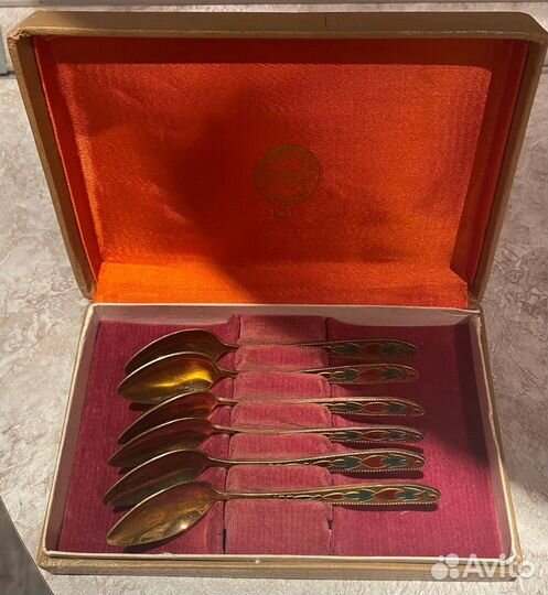 Серебряные ложки с эмалью