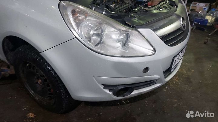 Фара правая Opel Corsa D