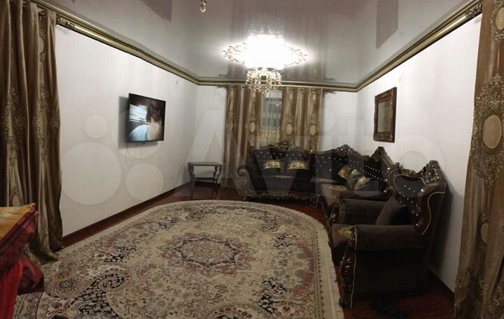 Дом 320 м² на участке 5 сот.