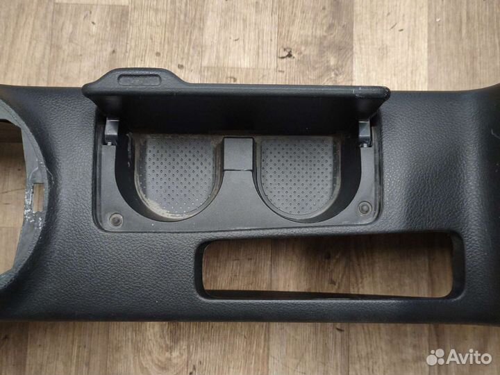 Тоннель салона Nissan X-Trail T31