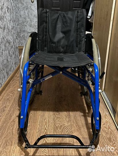 Инвалидная коляска