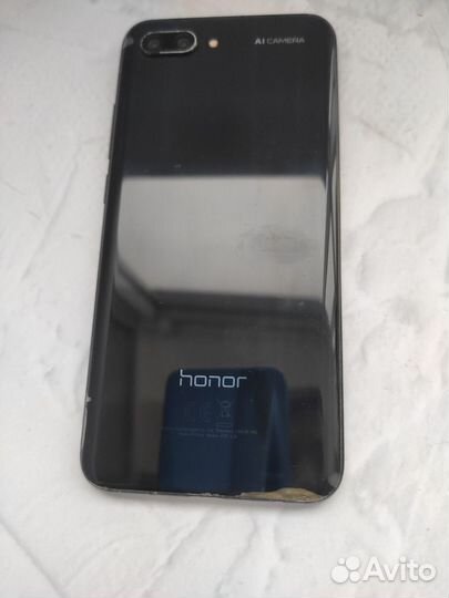 HONOR 10, 4/64 ГБ