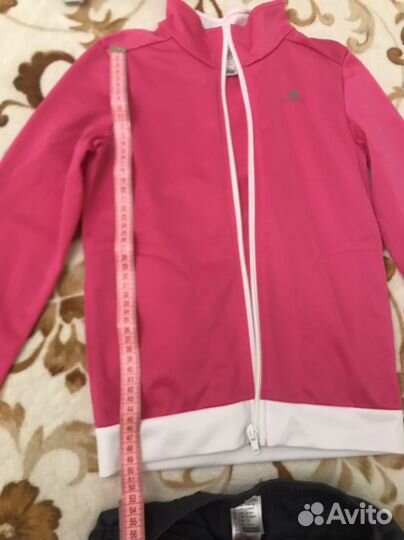 Спортивный костюм для девочки 125-132см