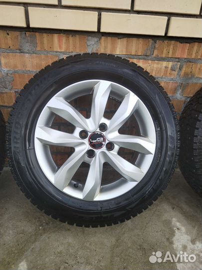 Bridgestone Blizzak Ice 185/65 R15