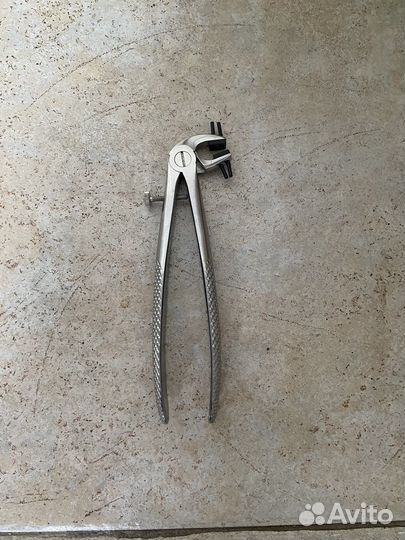 Щипцы стоматологические. Германия