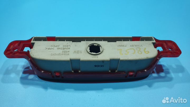 Стоп сигнал задний для Mazda 3 2003-2009