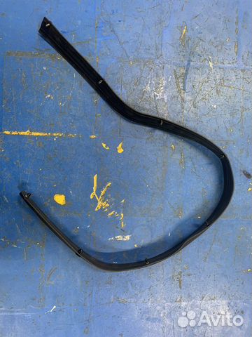 Уплотнитель капота Крета Creta