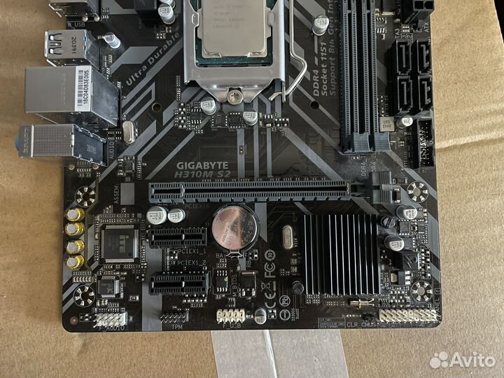 Материнская плата с процессором i5 8400 1151v2