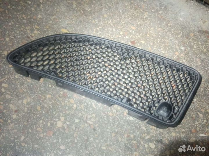 Mercedes-Benz Slk класс передний бампер левая капю