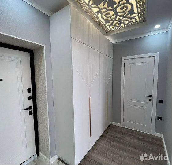 Шкаф распашной новый