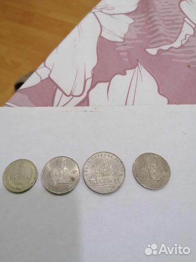 Продам монеты, цена договорная