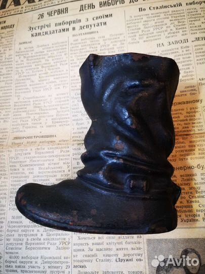 Старинный чугун. сапог,карандашница