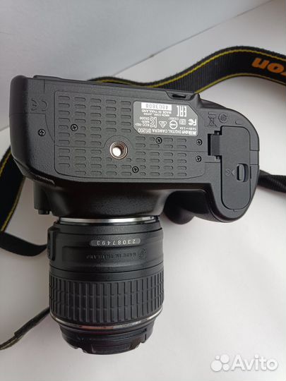 Nikon d5200 kit 18-55mm пробег 8600 кадров