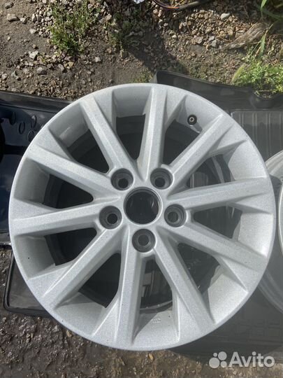 Диски 2 шт. R16 5x114.3 Toyota Camry V50