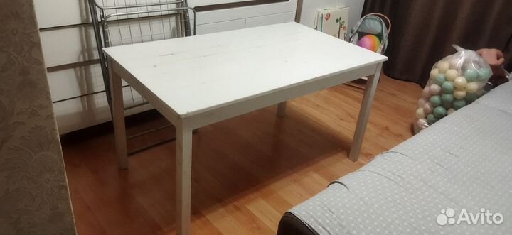 Стол IKEA