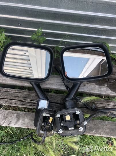 Зеркало заднего вида Hummer H2