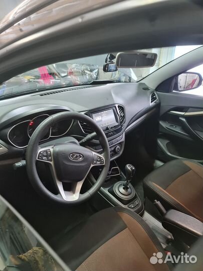 LADA Vesta 1.8 AMT, 2017, 197 000 км