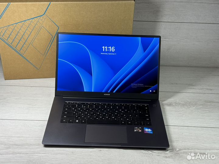 Honor Magicbook 15 R5 5500U 16/512gb