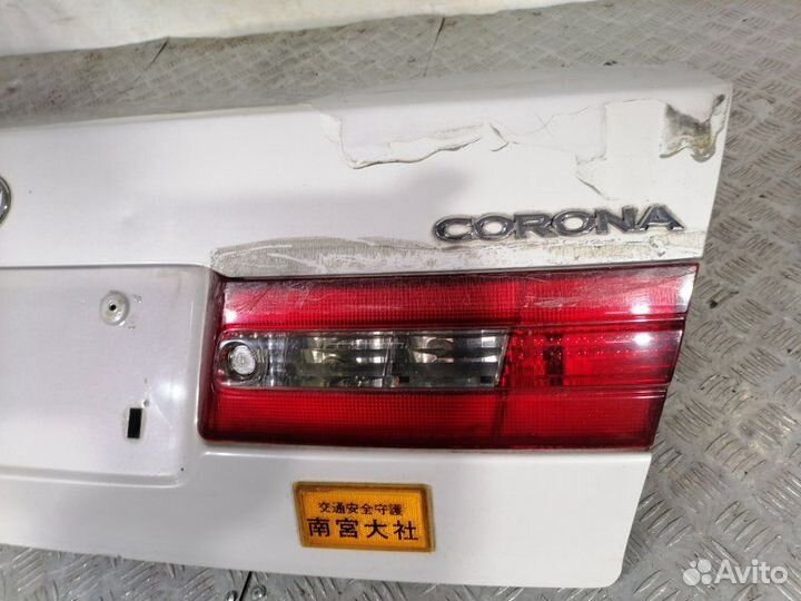 Крышка багажника Toyota Corona Premio ST210 3sfse