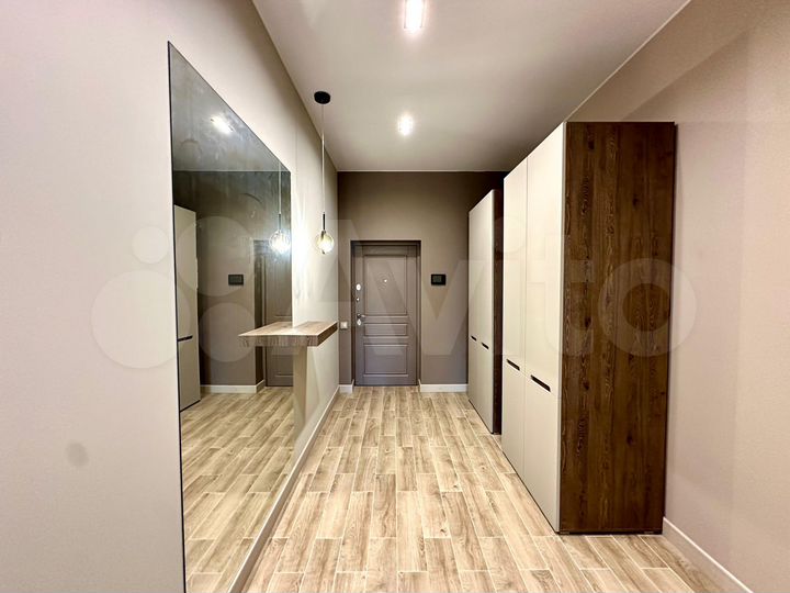 3-к. квартира, 90 м², 9/23 эт.