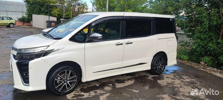 Аренда минивэна с водителем