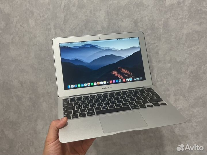Apple MacBook Air 11 2014г