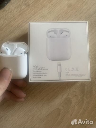 Беспроводные наушники airpods 2
