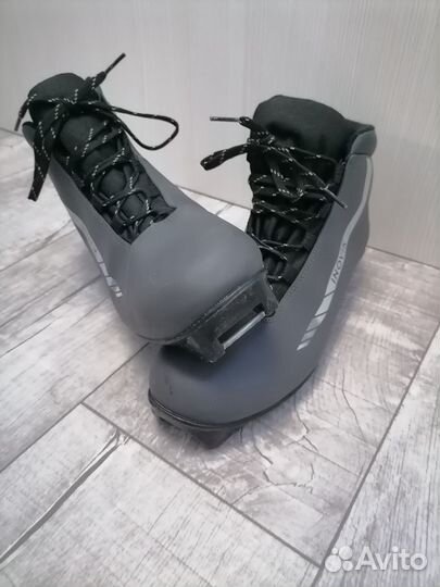 Лыжные ботинки inovik