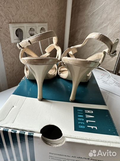 Босоножки женские 39 размер